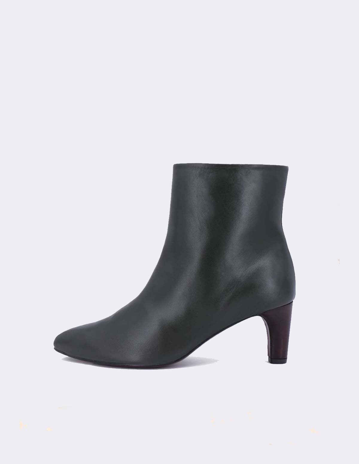 avril gau boots