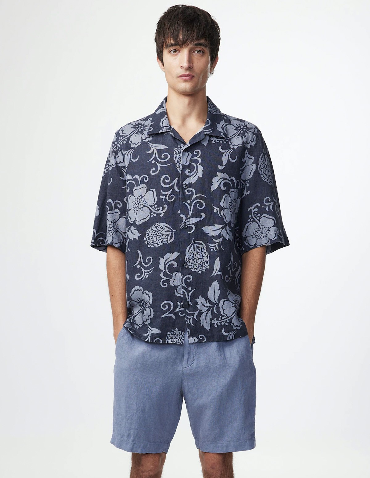 605 navy print