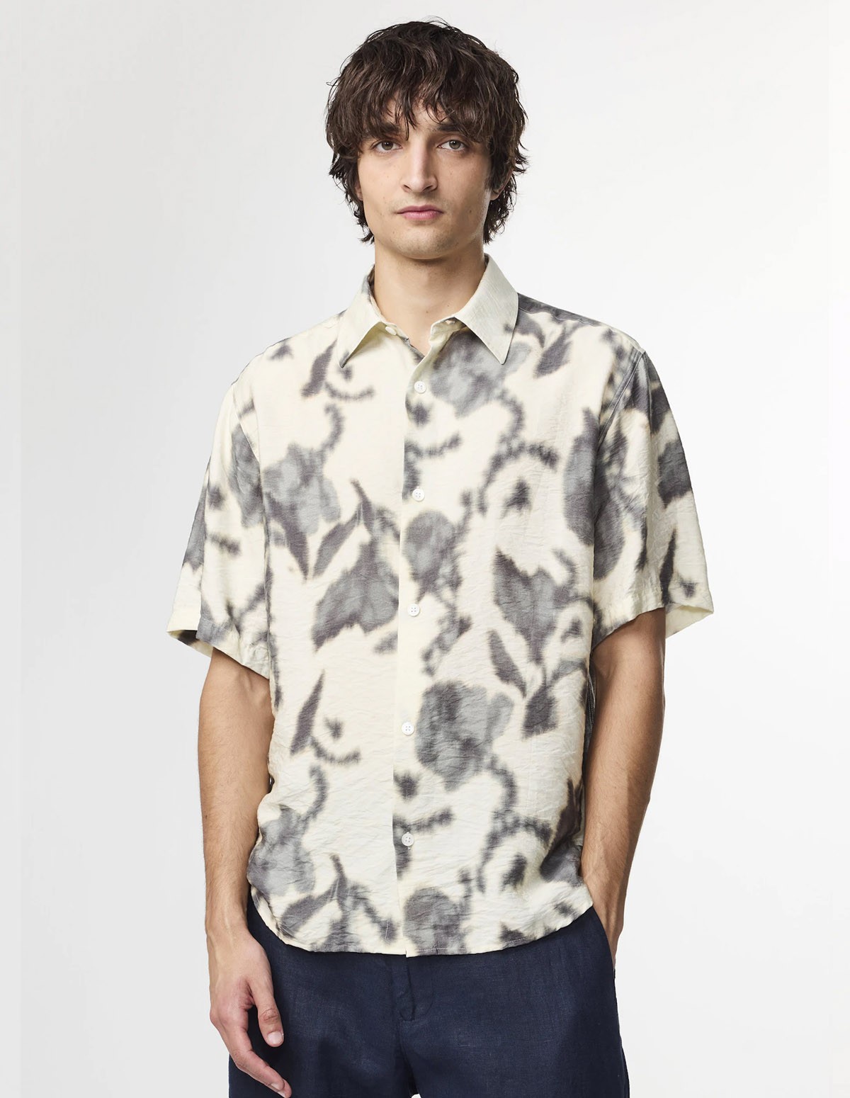 602 ecru print