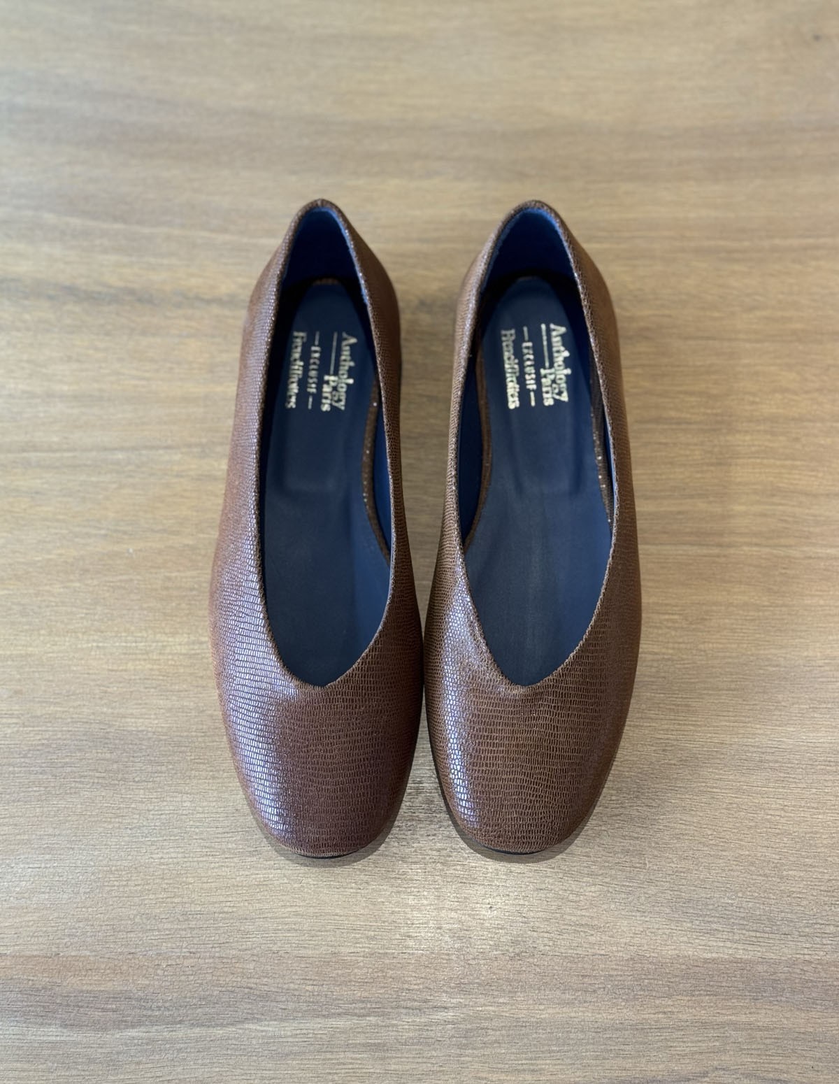Beige 43